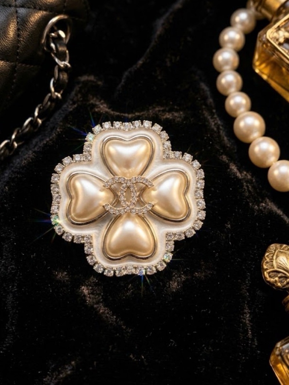 Chanel Brooch Clover Faux Pearl New without tags